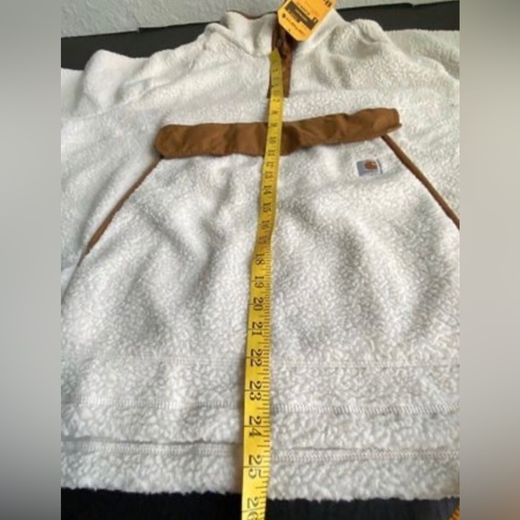 NEW! Carhartt Pullover! - Picture 5 of 8